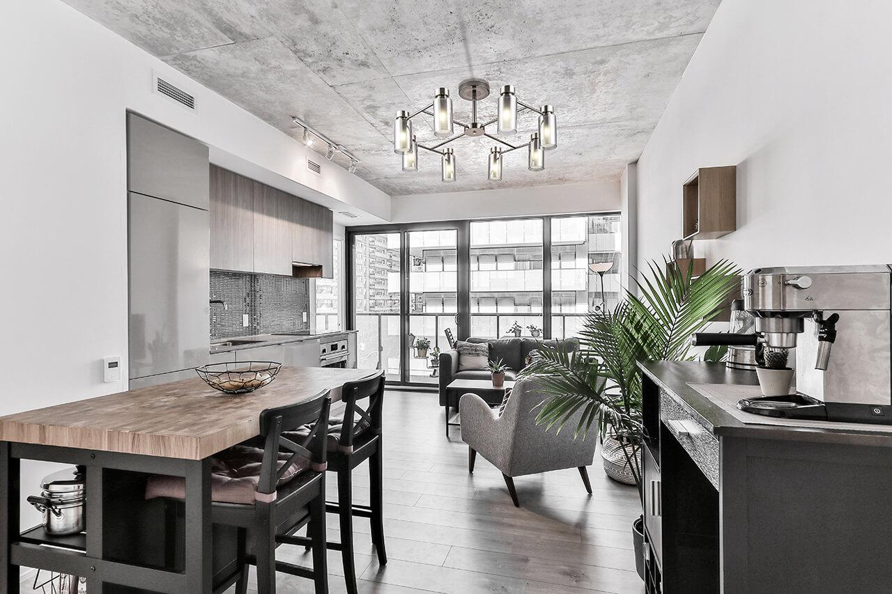 Потолочная люстра Escada 1115/8PL