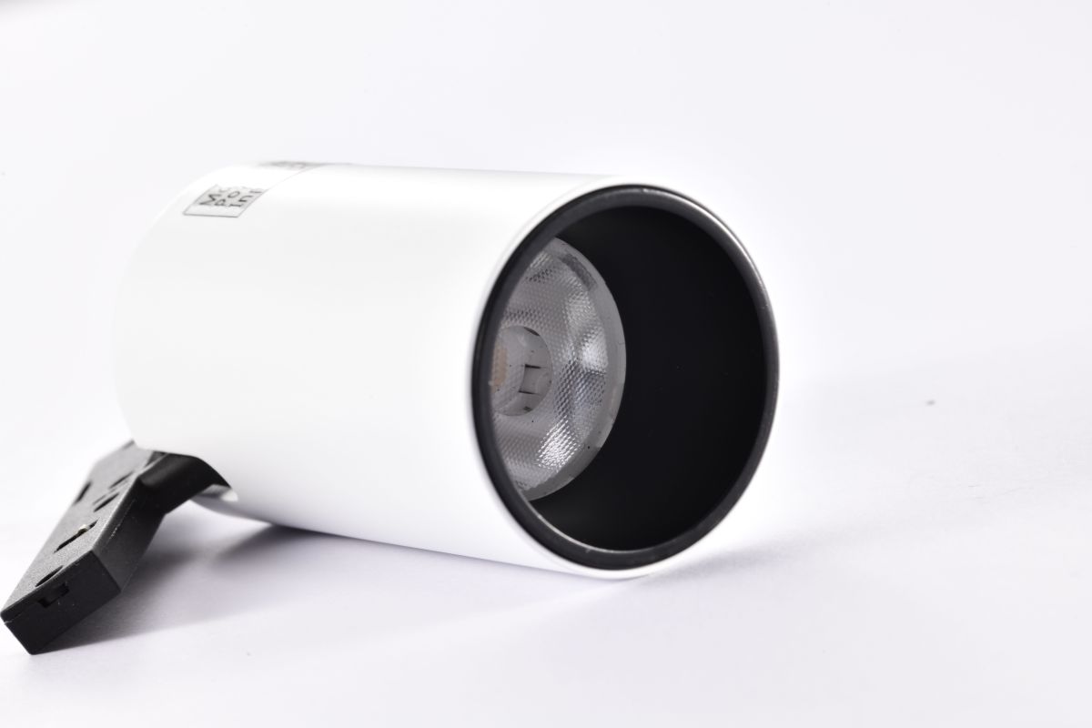 Трековый светильник Luminotti Ultraslim Swot L.602.9.4K.WH