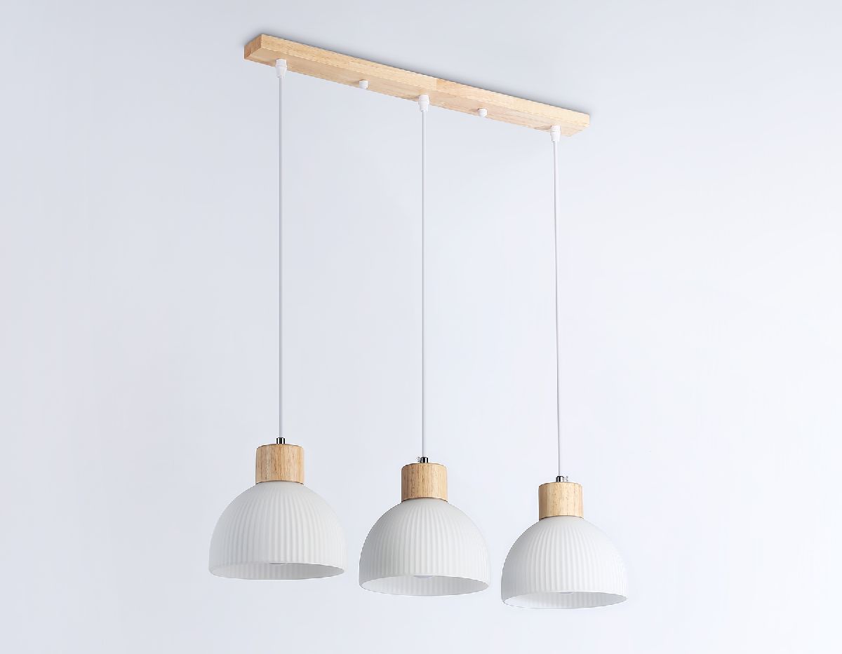 Подвесной светильник Ambrella Light Traditional TR83135