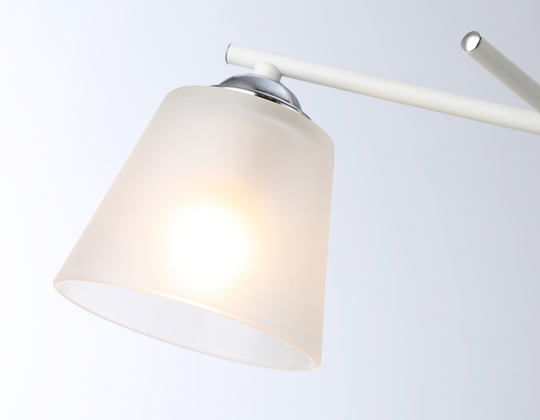 Люстра на штанге Ambrella Light Modern TR303201
