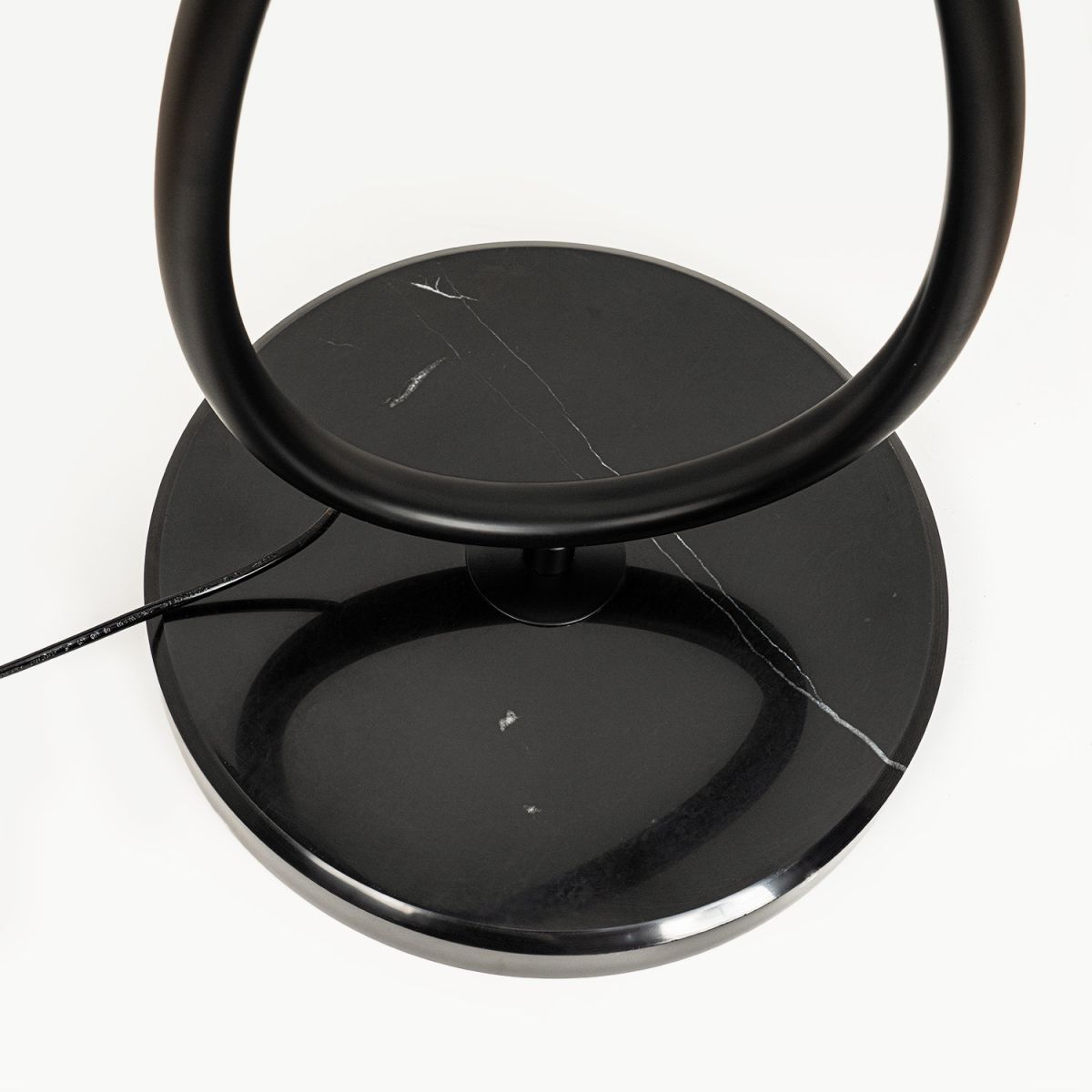 Торшер Modemodern MD.8818.01FL