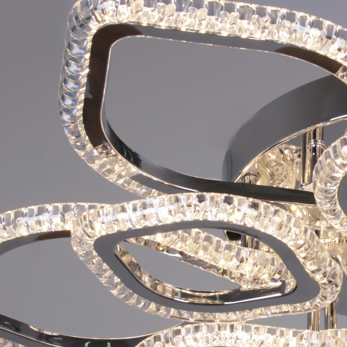 Потолочная люстра Reluce 09865-0.3-6+6A CR