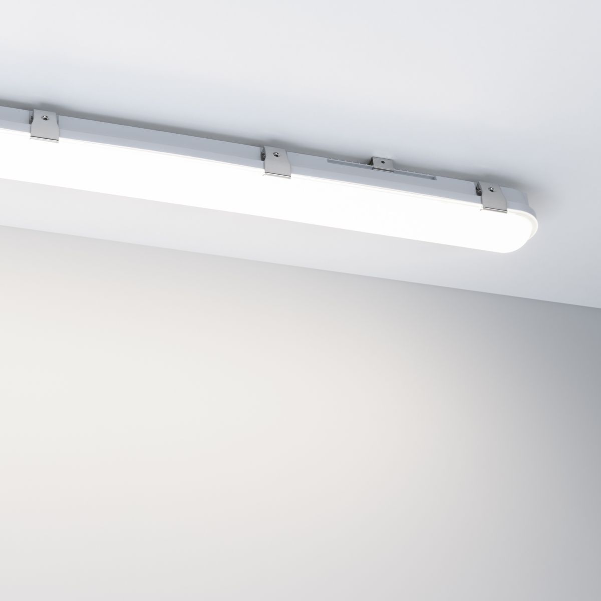 Линейный светильник Arlight ALT-DALLAS-EMERGENCY-L1750-60W Day4000 (WH, 120 deg, 230V) (IP66 Пластик) 060479