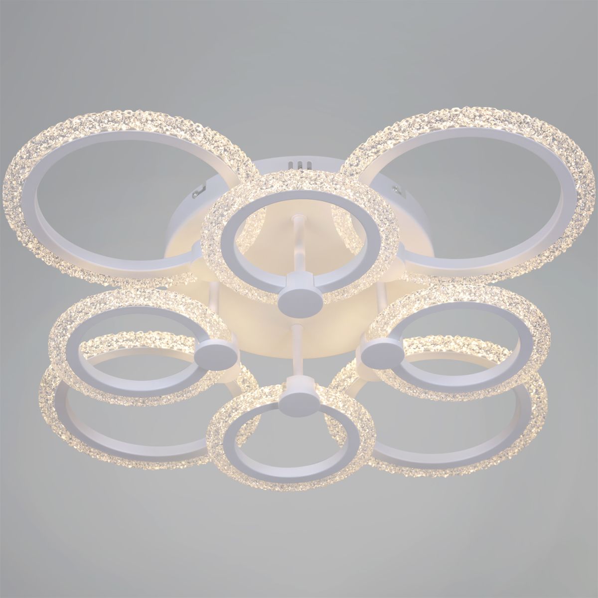 Потолочная люстра Reluce 51150-0.3-4+4 WH