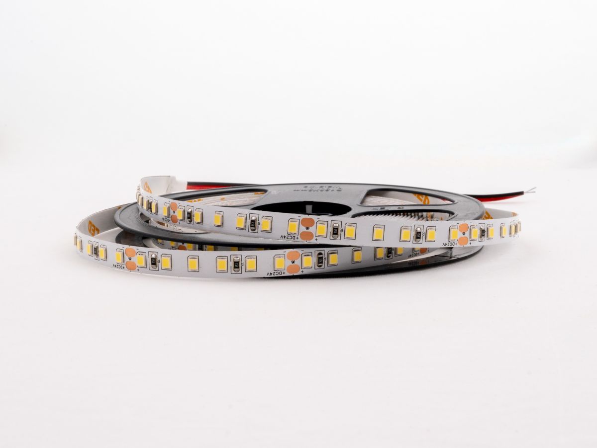 Светодиодная лента LEDS POWER 2835 120/м (9,6Вт/м) 24В нейтральная, серия LIGHT 004174