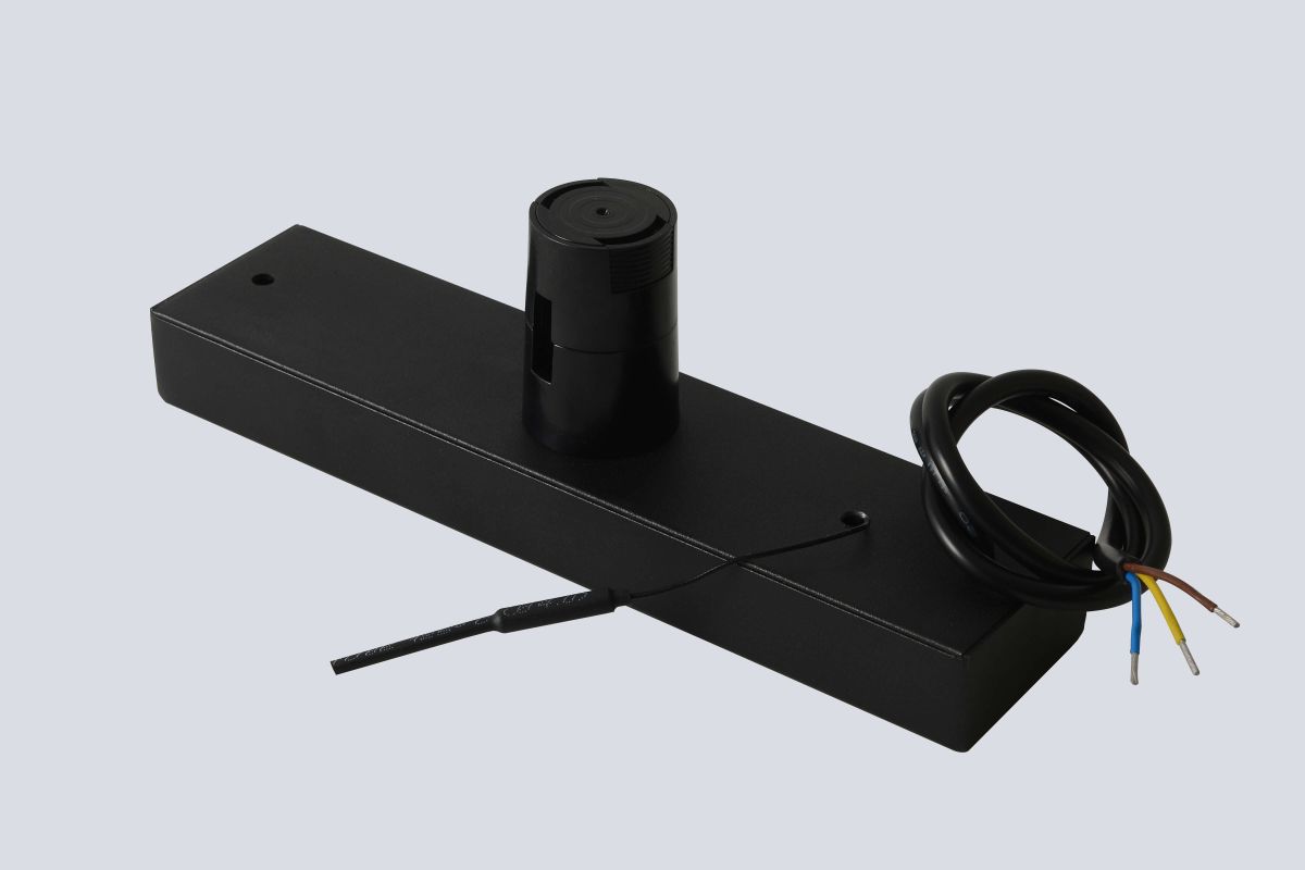 Драйвер для гибкого магнитного шинопровода Crystal Lux Trace 48V 48V 200W CLT 0.207 09 BL