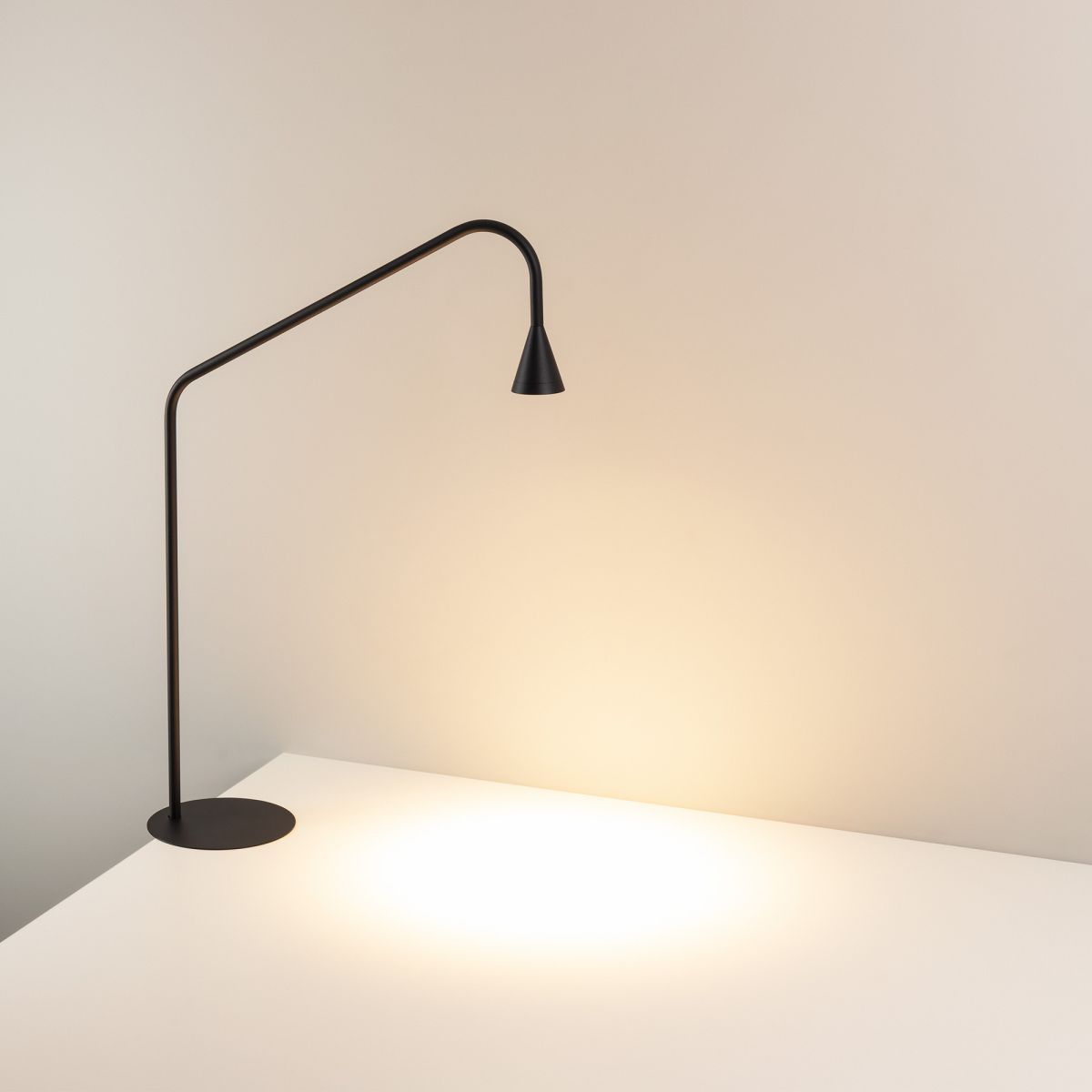 Настольная лампа Arlight SP-RINAR-TAB-5W Warm3000 (BK, 36 deg, 230V) (IP20 Металл) 059324