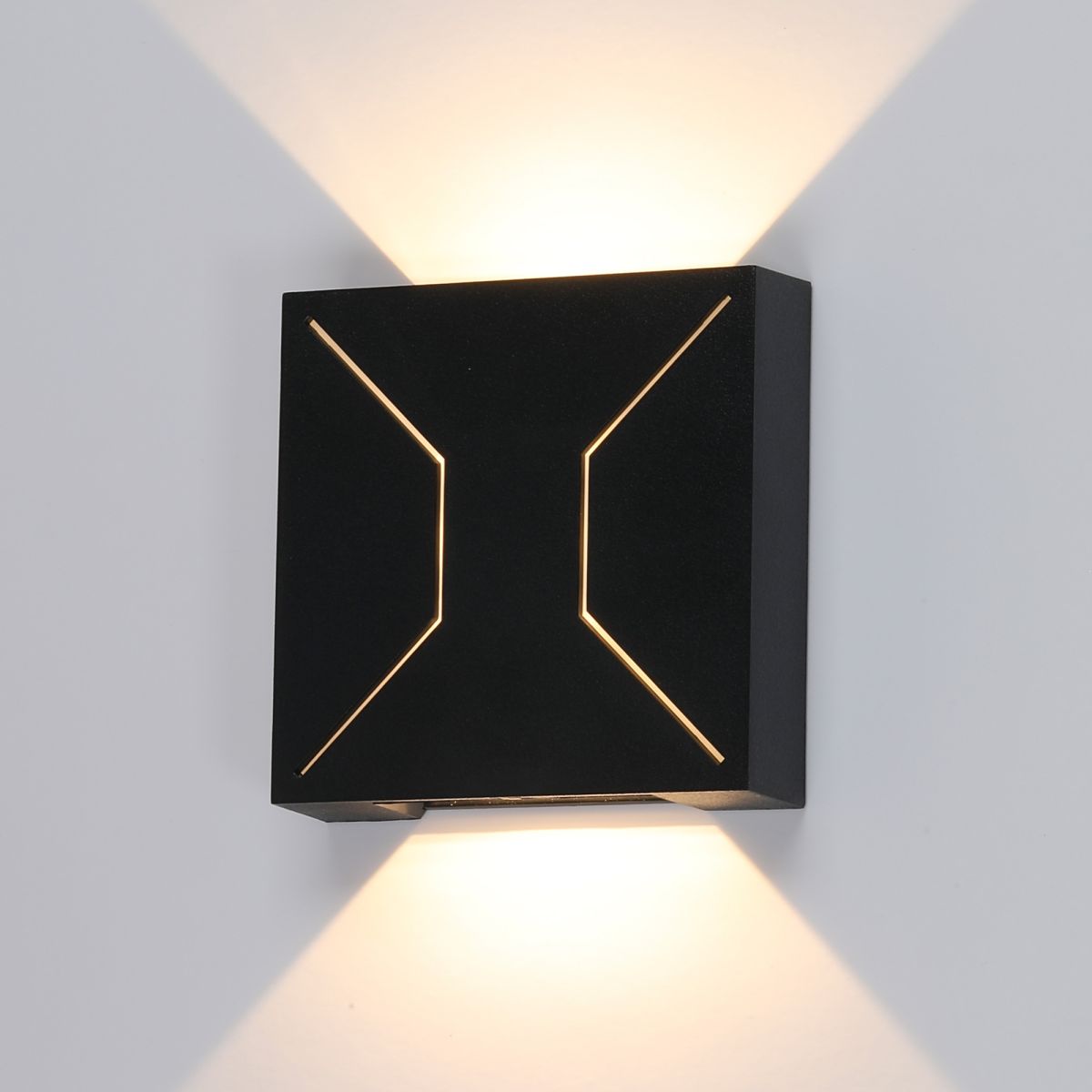 Уличный настенный светильник Uniel ULU-P32B-4W/4000K IP65 BLACK UL-00013620