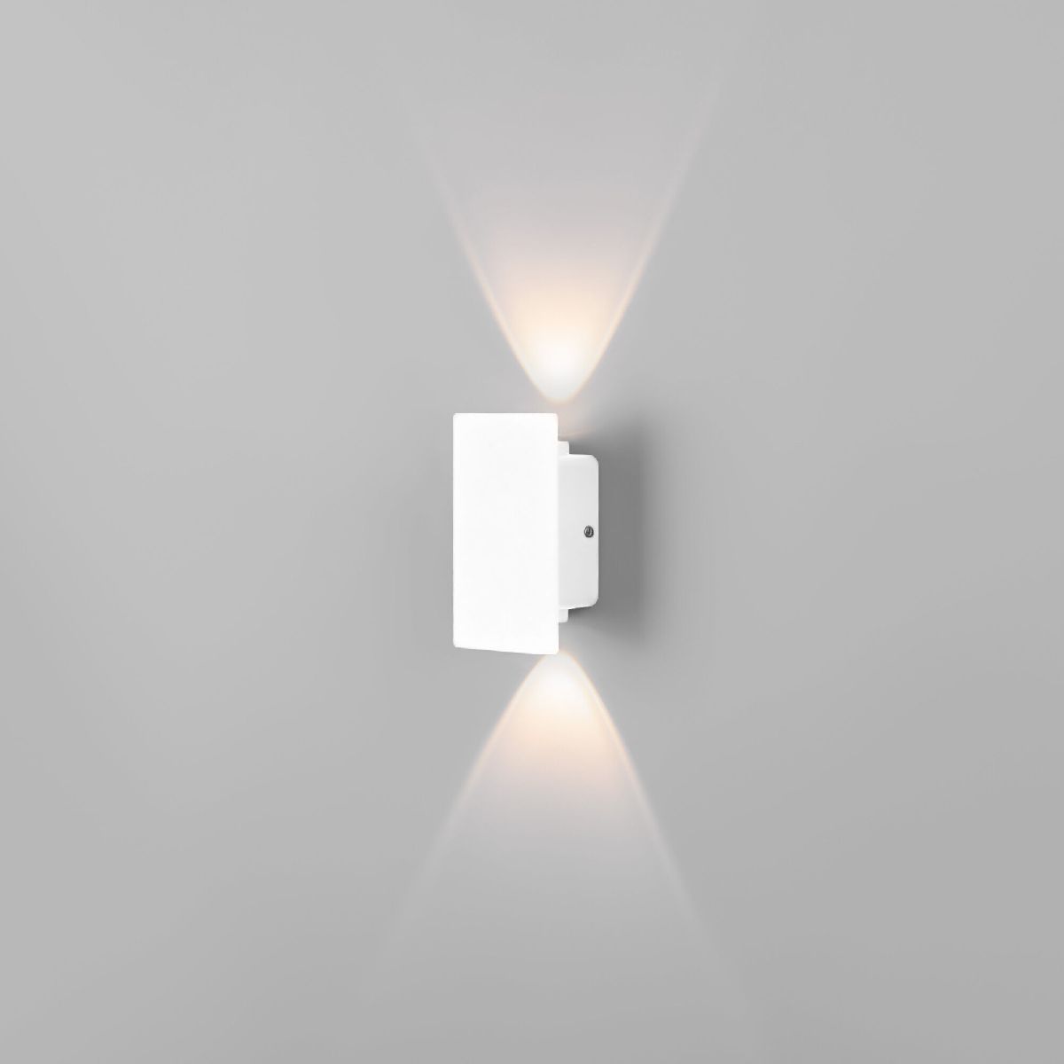 Уличный настенный светильник Elektrostandard Mini Light 35154/D белый 4690389188480 a060884