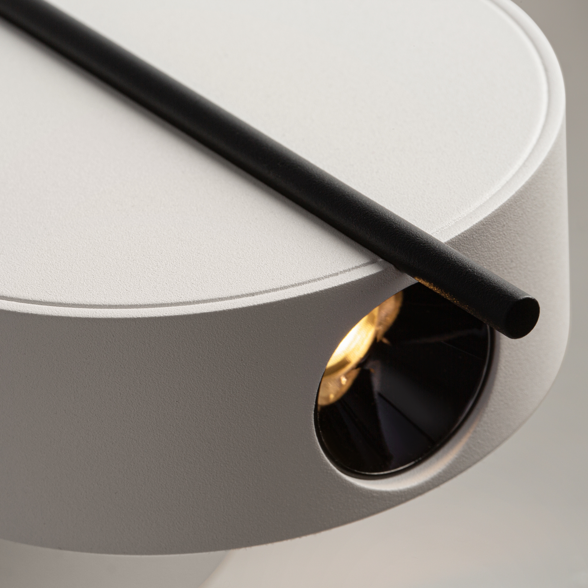 Настенный светильник Maytoni Nuance MOD180WL-L4W3K в Москве