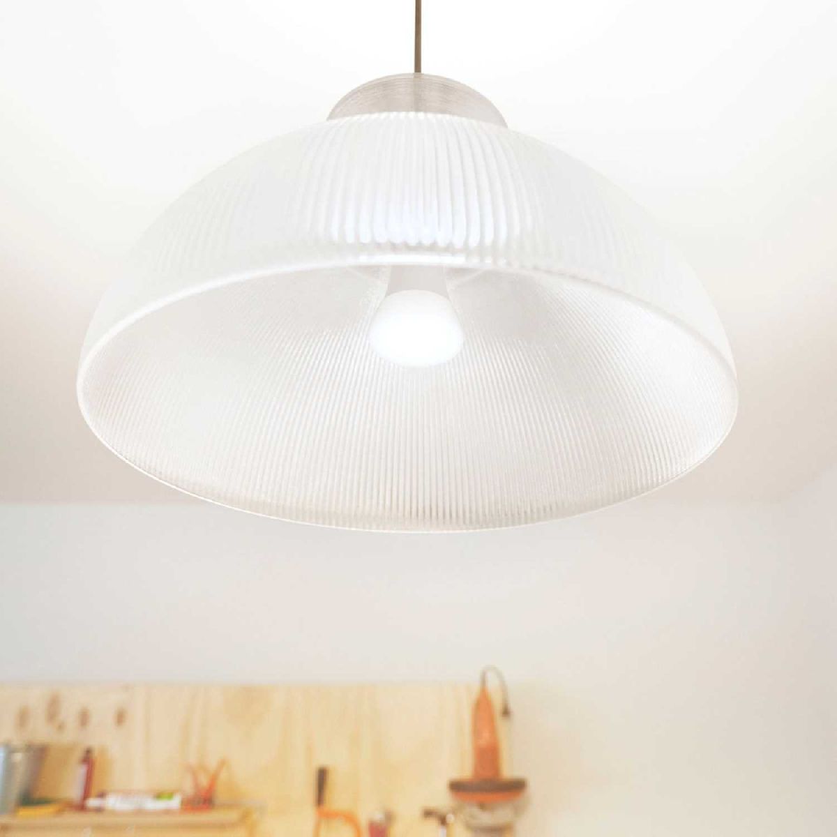 Умная светодиодная лампа Philips Hue White E27 15,5W 2700K 929002334903