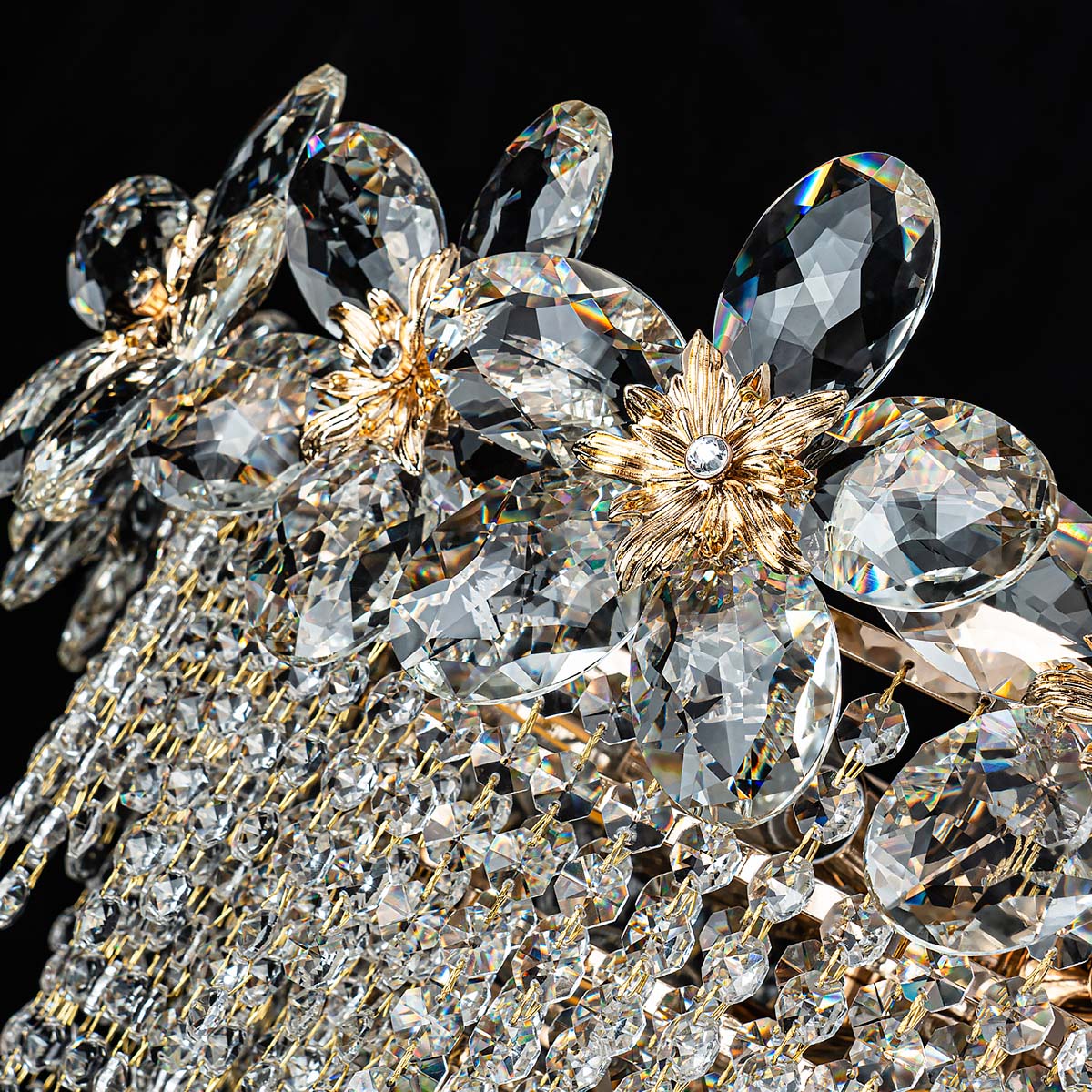 Подвесная люстра Modelux ML.9521.600 GD