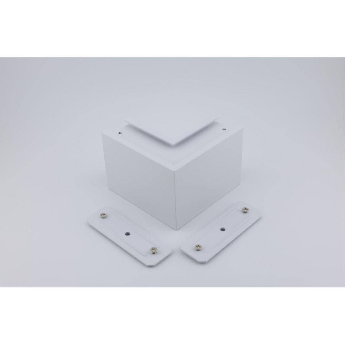 Соединитель угловой плоский для магнитного шинопровода Aployt Magnetic track 220 APL.0282.10.01