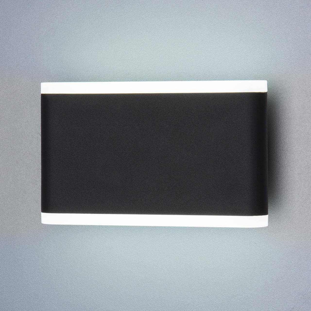 Уличный настенный светодиодный светильник Elektrostandard 1505 Techno Led Cover чёрный 4690389128073
