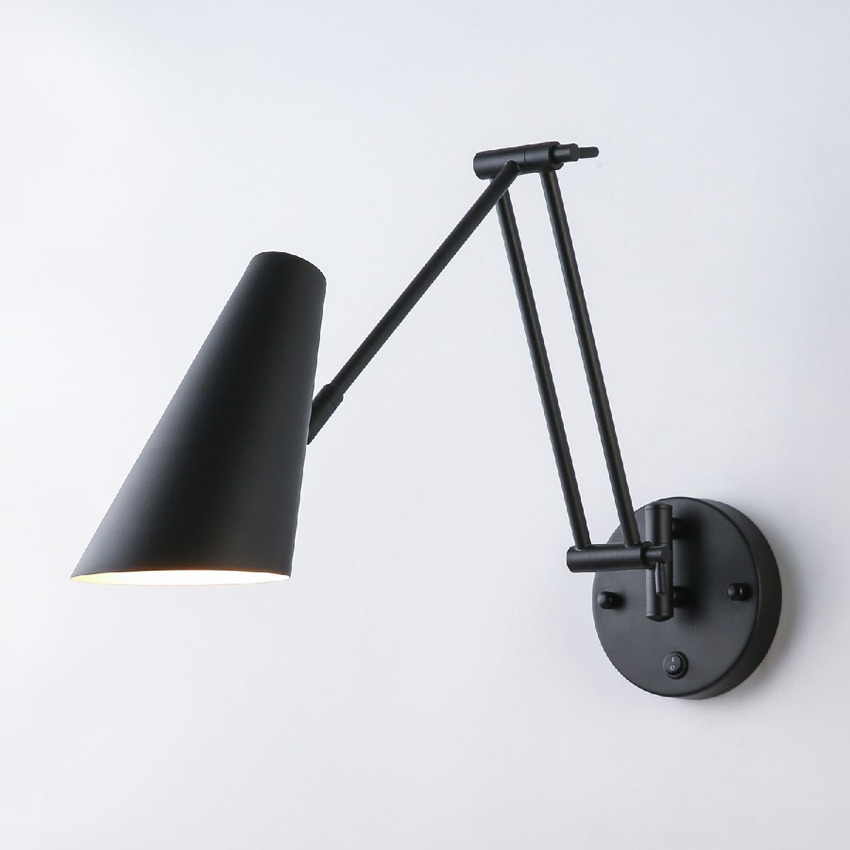 Бра на штанге Zortes Crane ZRS.1778.15