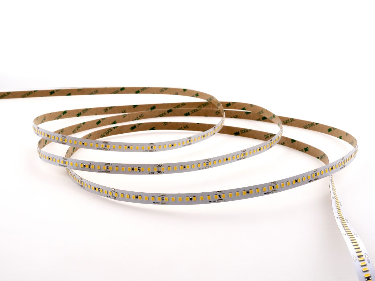 Светодиодная лента LEDS POWER 2835 176/м (16Вт/м) 24В холодная, серия ПРО140 005225