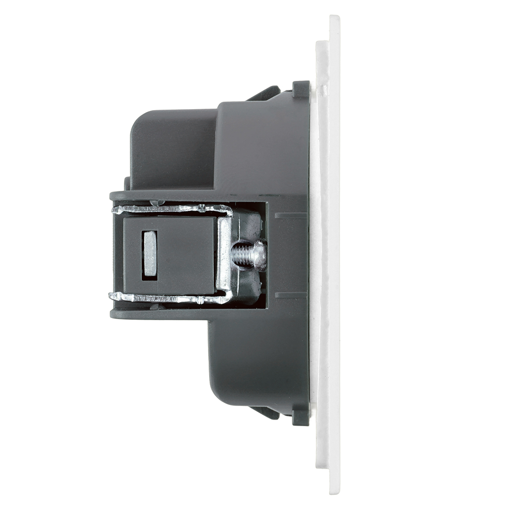 Розетка 1-местная с защитной шторкой (механизм) Stekker б/з Мия 250В 16А RST16-3109-01 белая магнолия 50439