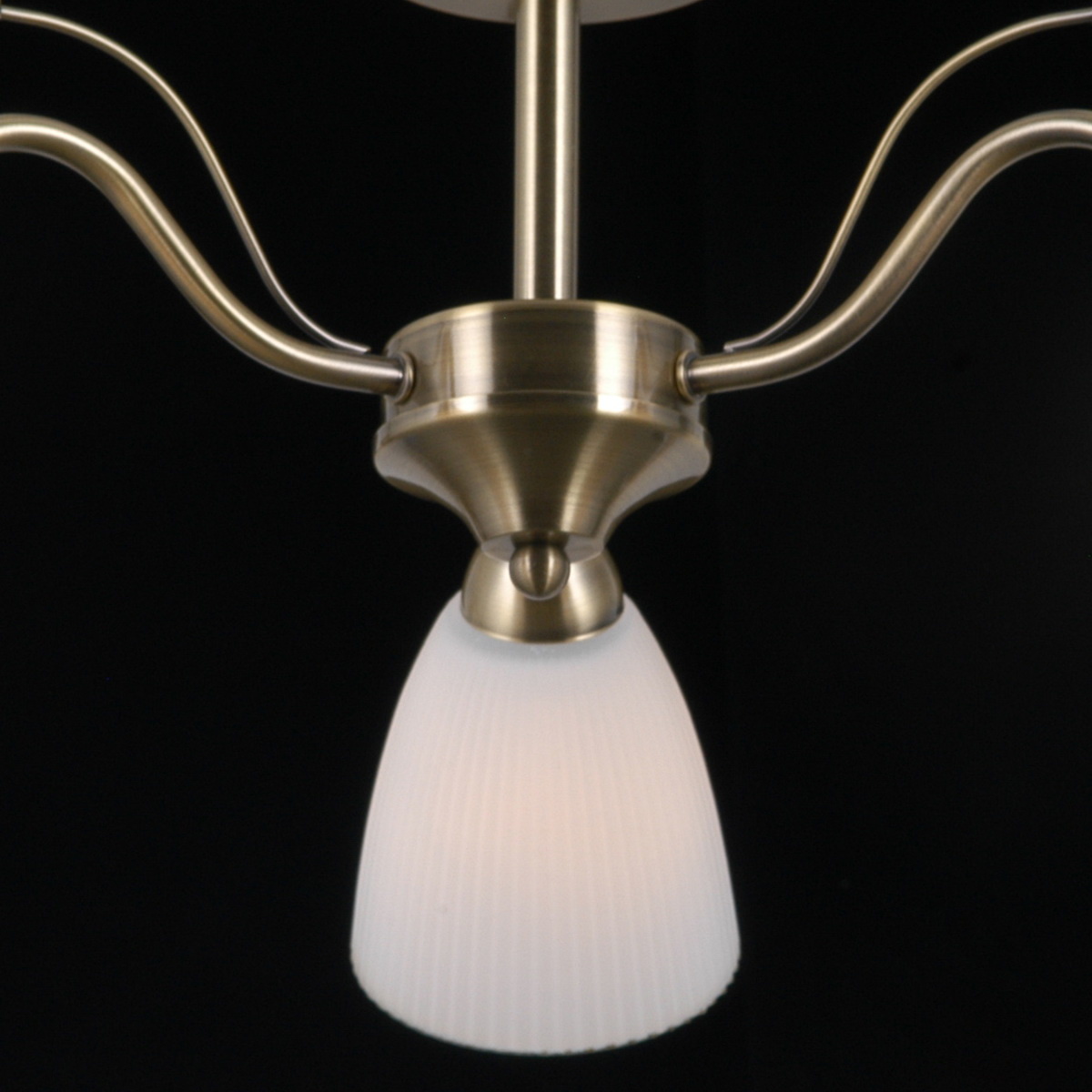 Люстра на штанге Illumico IL0308-3CSQ-29 AB