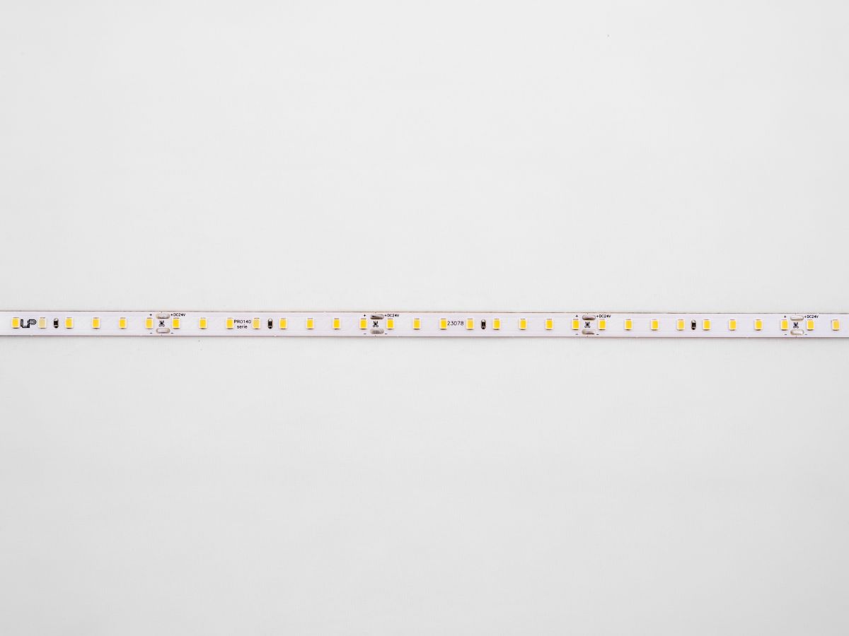 Светодиодная лента LEDS POWER 2835 112/м (10Вт/м) 24В нейтральная 30м/кат, серия ПРО140 005751