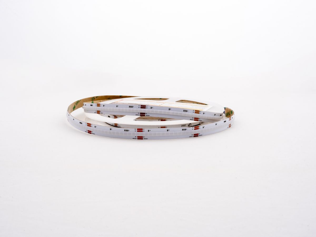 Светодиодная лента LEDS POWER СОВ 840/м (15Вт/м) 24В RGB 007328