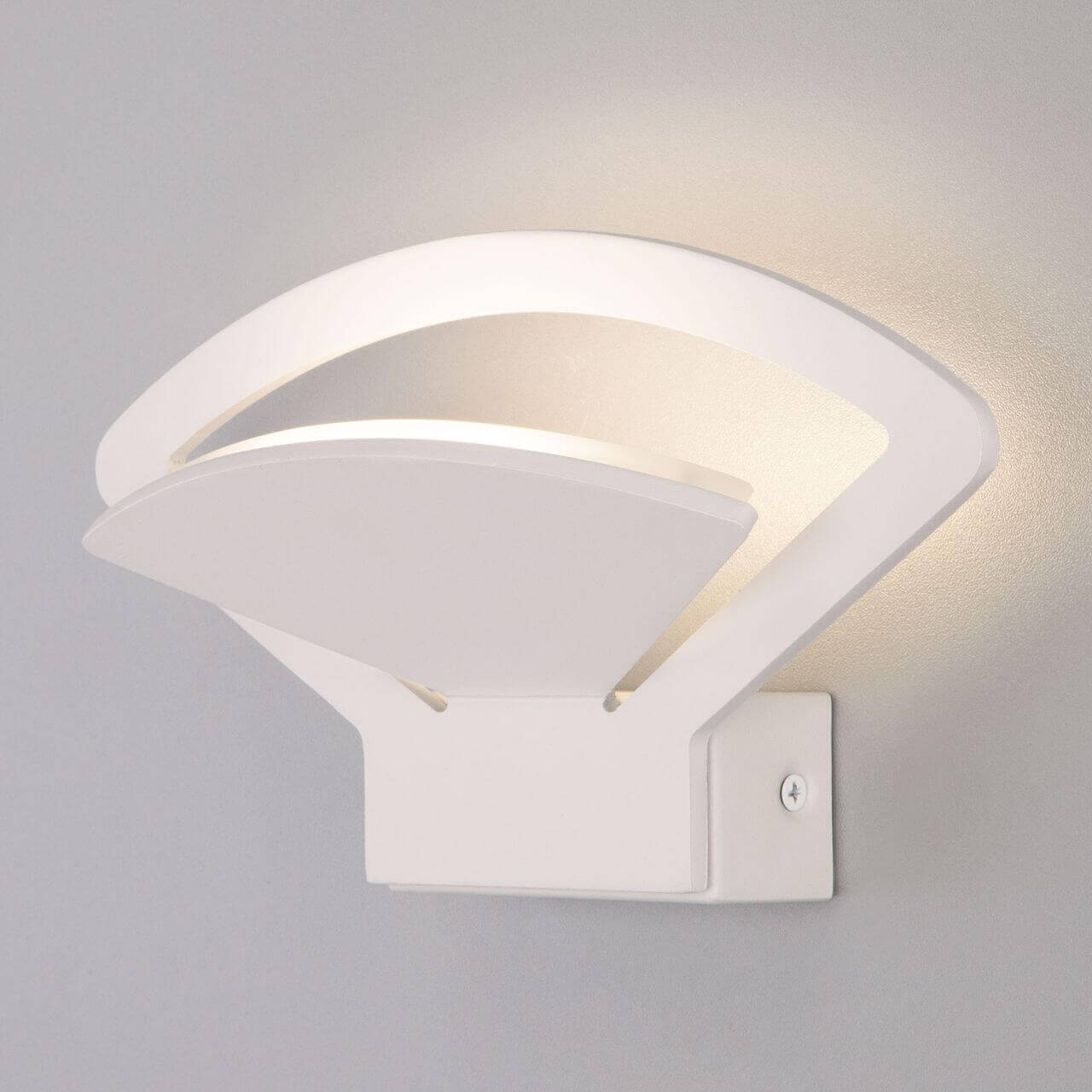 Бра Elektrostandard Pavo MRL LED 1009 4690389136665