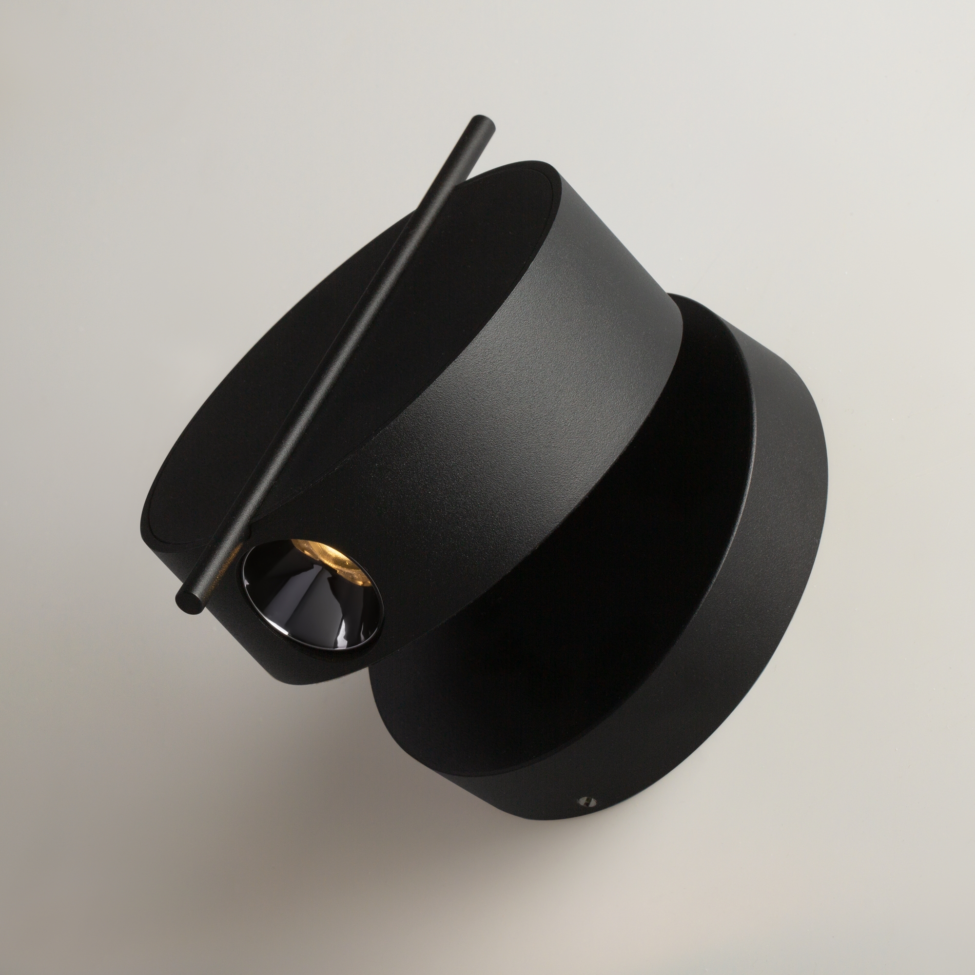 Настенный светильник Maytoni Nuance MOD180WL-L4B3K в Москве