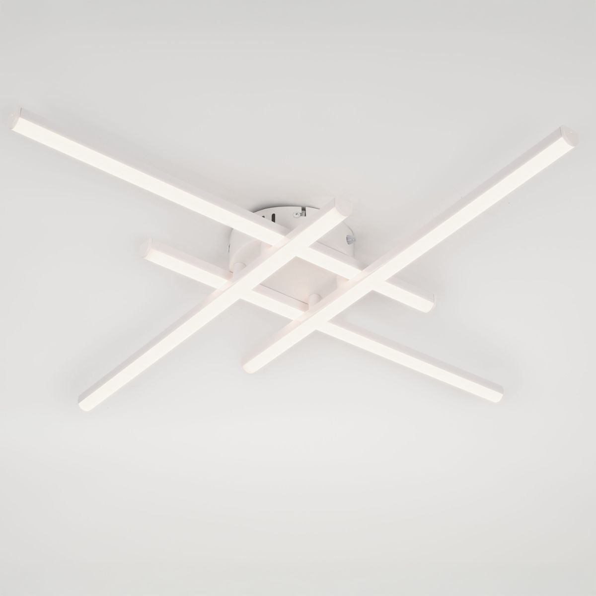 Потолочный светильник Эра Модерн Nora CLL-1-62W 3К-6,5К RC WH