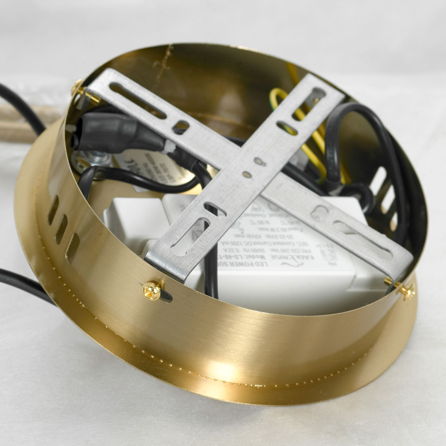 Подвесной светильник Lussole Bend LSP-7072 в Москве