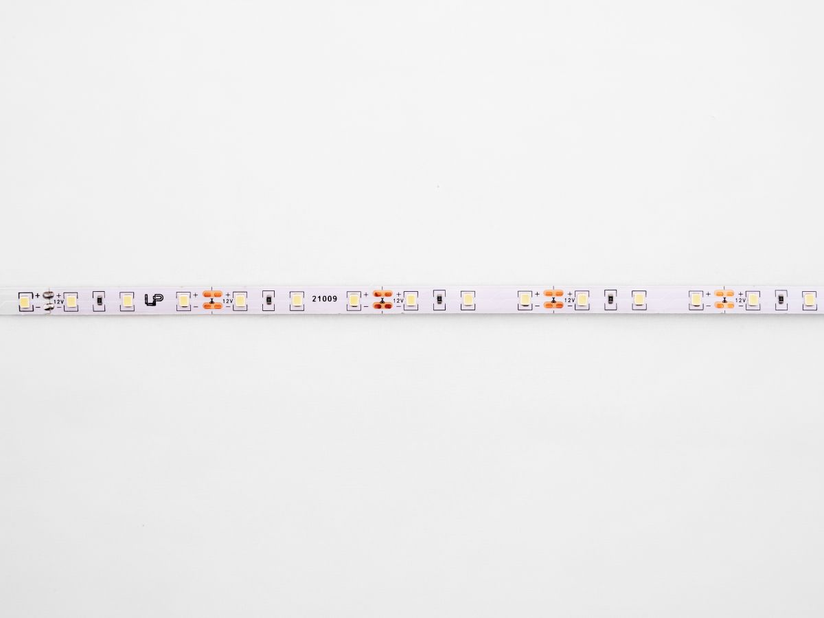 Светодиодная лента LEDS POWER 2835 60/м (4,8Вт/м) 12В холодная 002187
