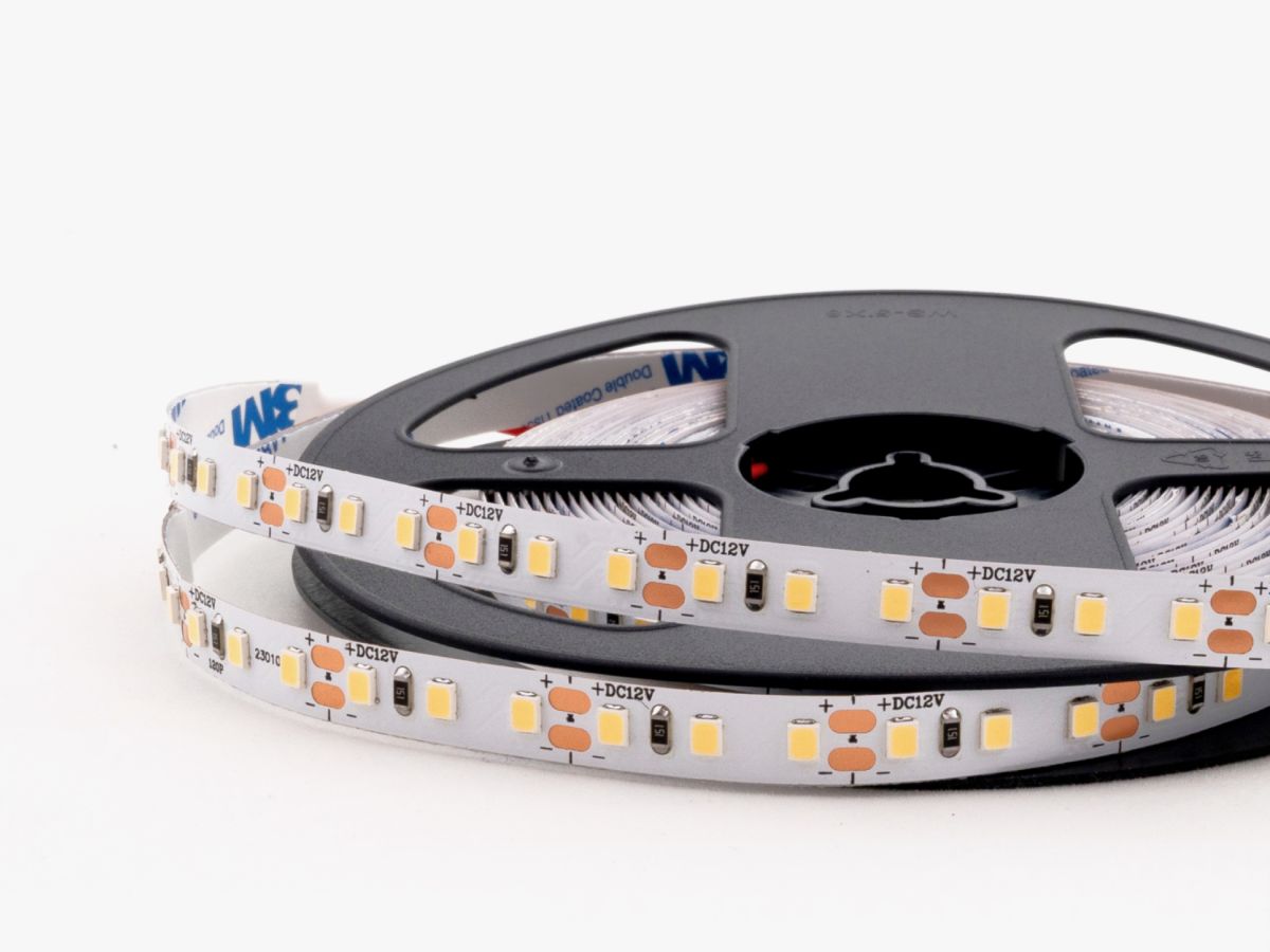 Светодиодная лента LEDS POWER 2835 120/м (9,6Вт/м) 12В нейтральная 002224