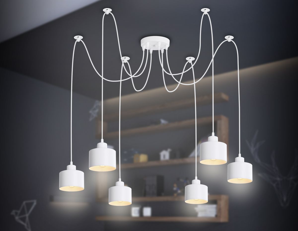 Подвесная люстра Ambrella Light Traditional TR8131