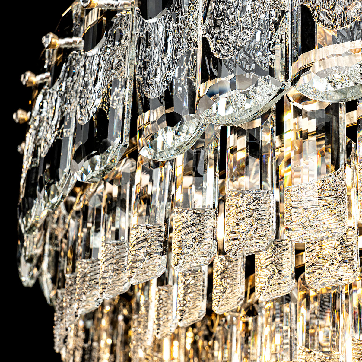 Подвесная люстра Modelux ML.7092.800 GD