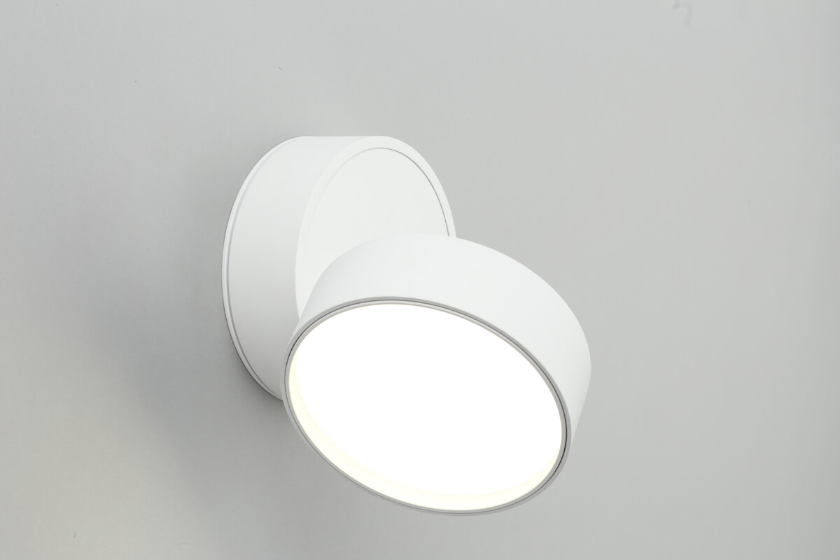 Светодиодный спот Omnilux Lenno OML-101309-18