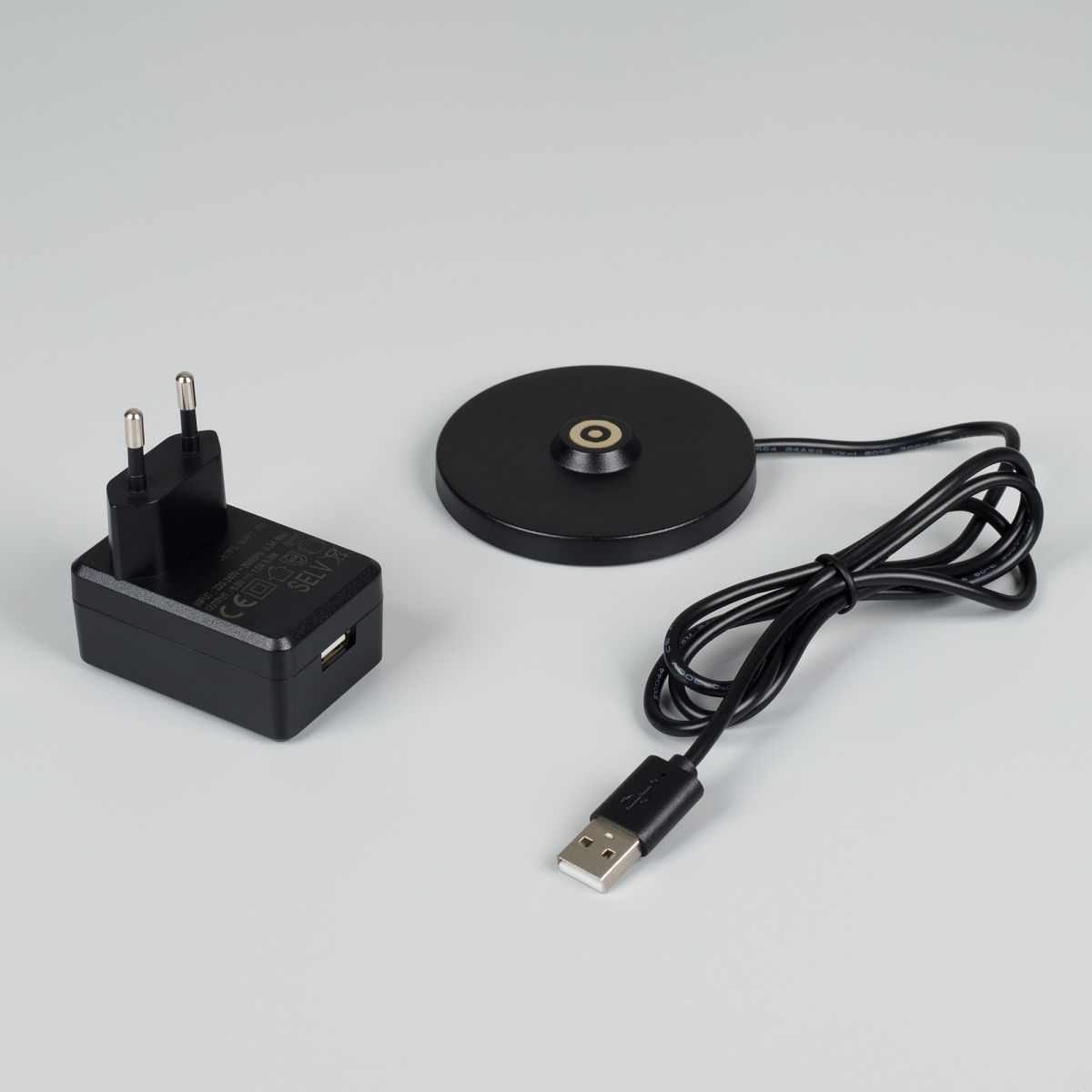 Настольная белая лампа с аккумулятором Arlight SP-TOMMY-TAB-2W Warm3000-MIX (WH, 154 deg) (IP54 Металл) 058565