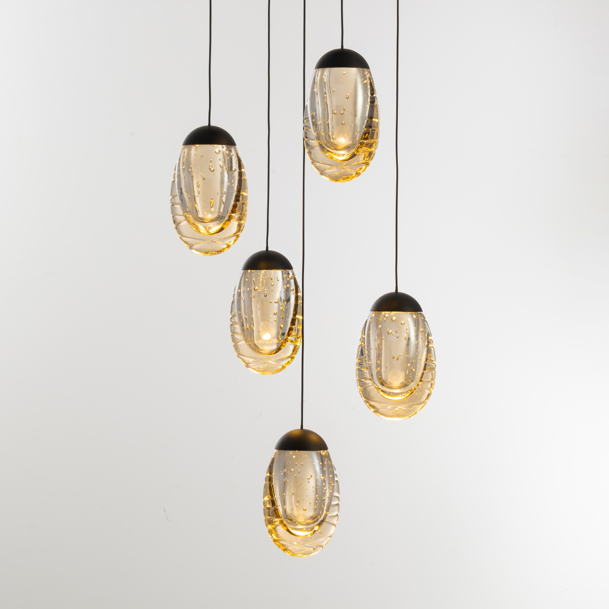 Подвесной дизайнерский светильник Delight Collection MD25090022-5A matt black/champagne