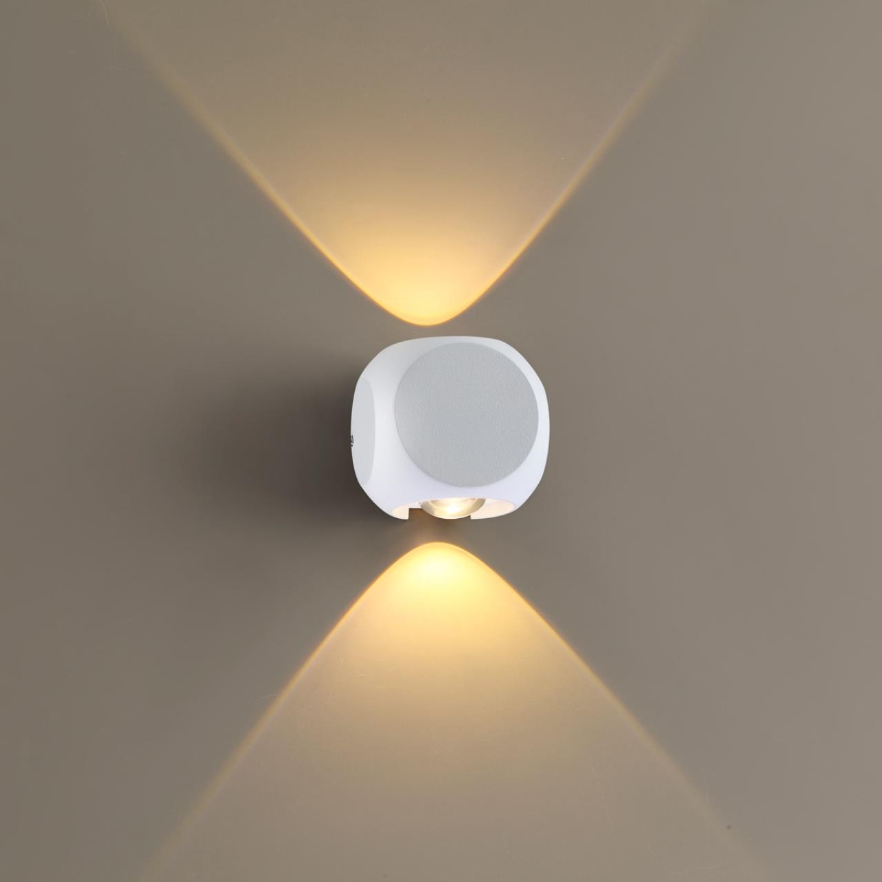 Настенный светильник Odeon Light Miko 4221/4WL