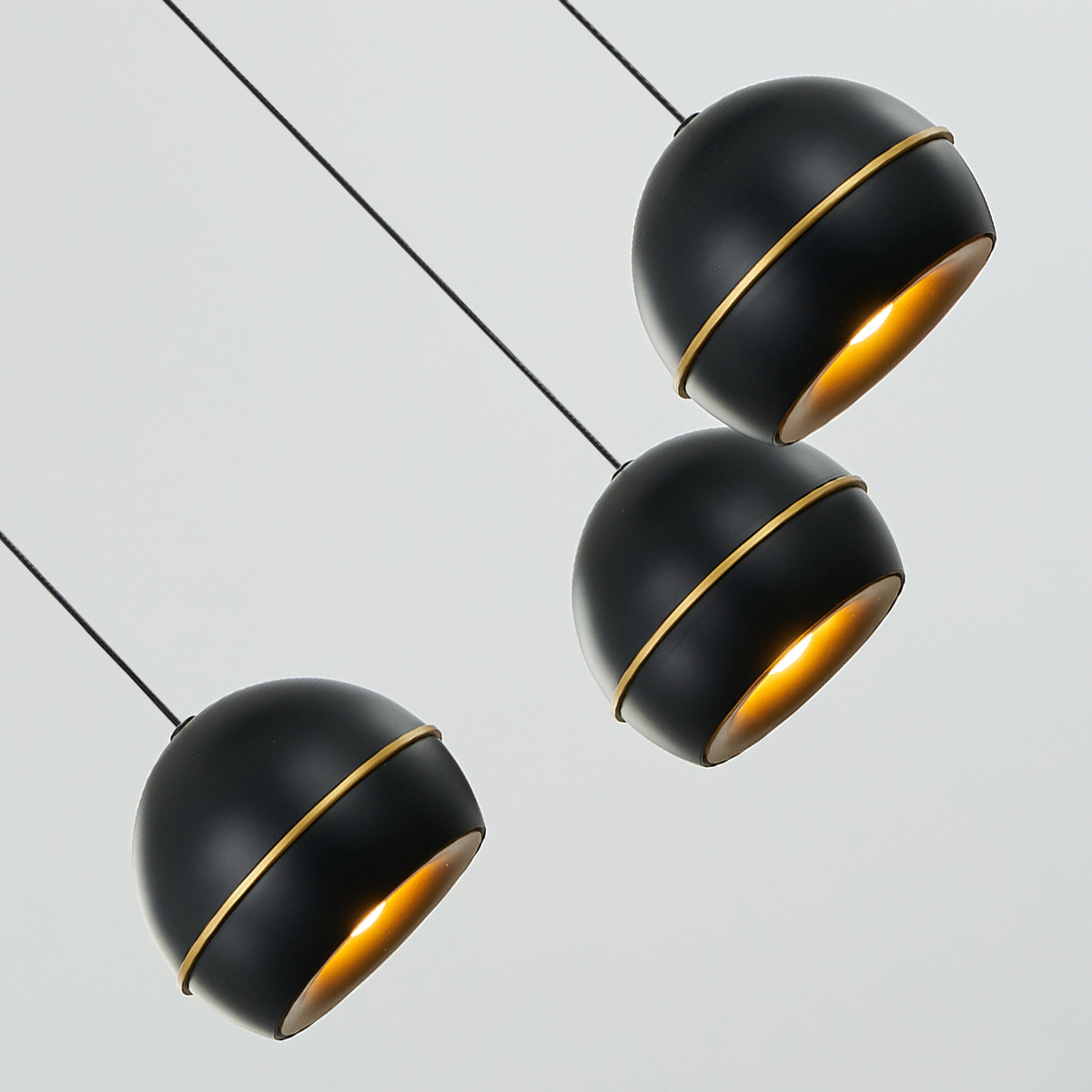 Подвесная люстра шар DeLight Collection MD21001034-8A black/gold