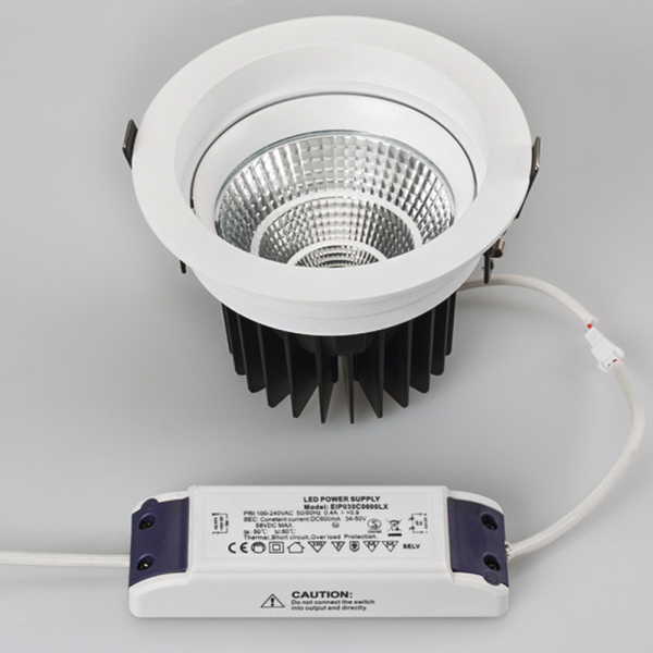 Встраиваемый светильник Arlight LTD-140WH 25W Warm White 30deg 032618