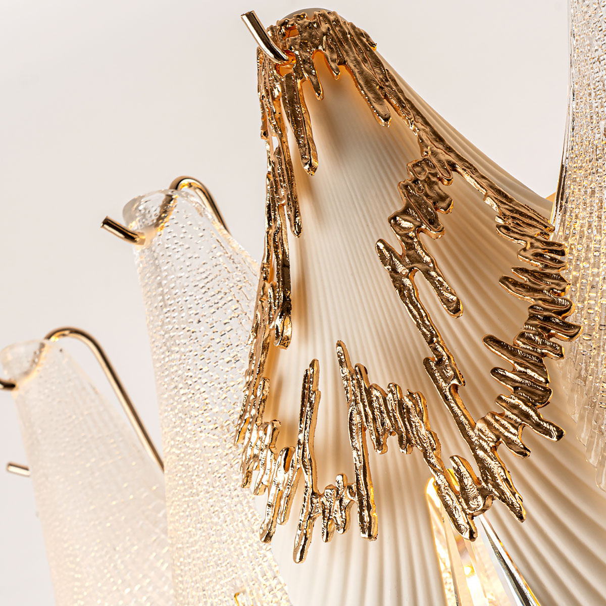 Подвесная люстра Modelux ML.6228.800 GD