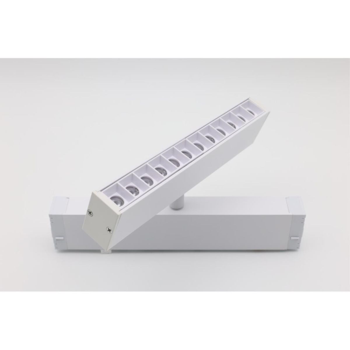 Трековый магнитный светильник Aployt Magnetic track 220 APL.0202.10.09