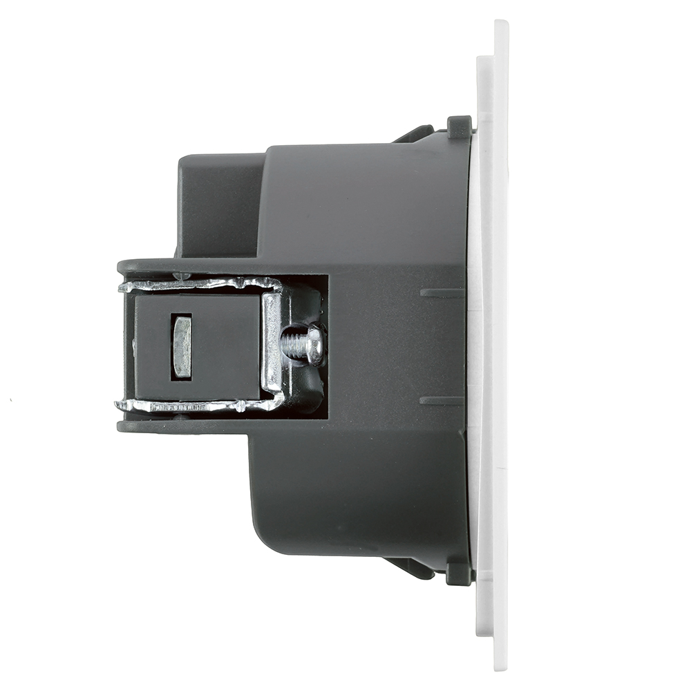 Розетка 1-местная с защитной шторкой с/з (механизм) Stekker Мия 250В 16А RST16-3110-01 белая магнолия 50440