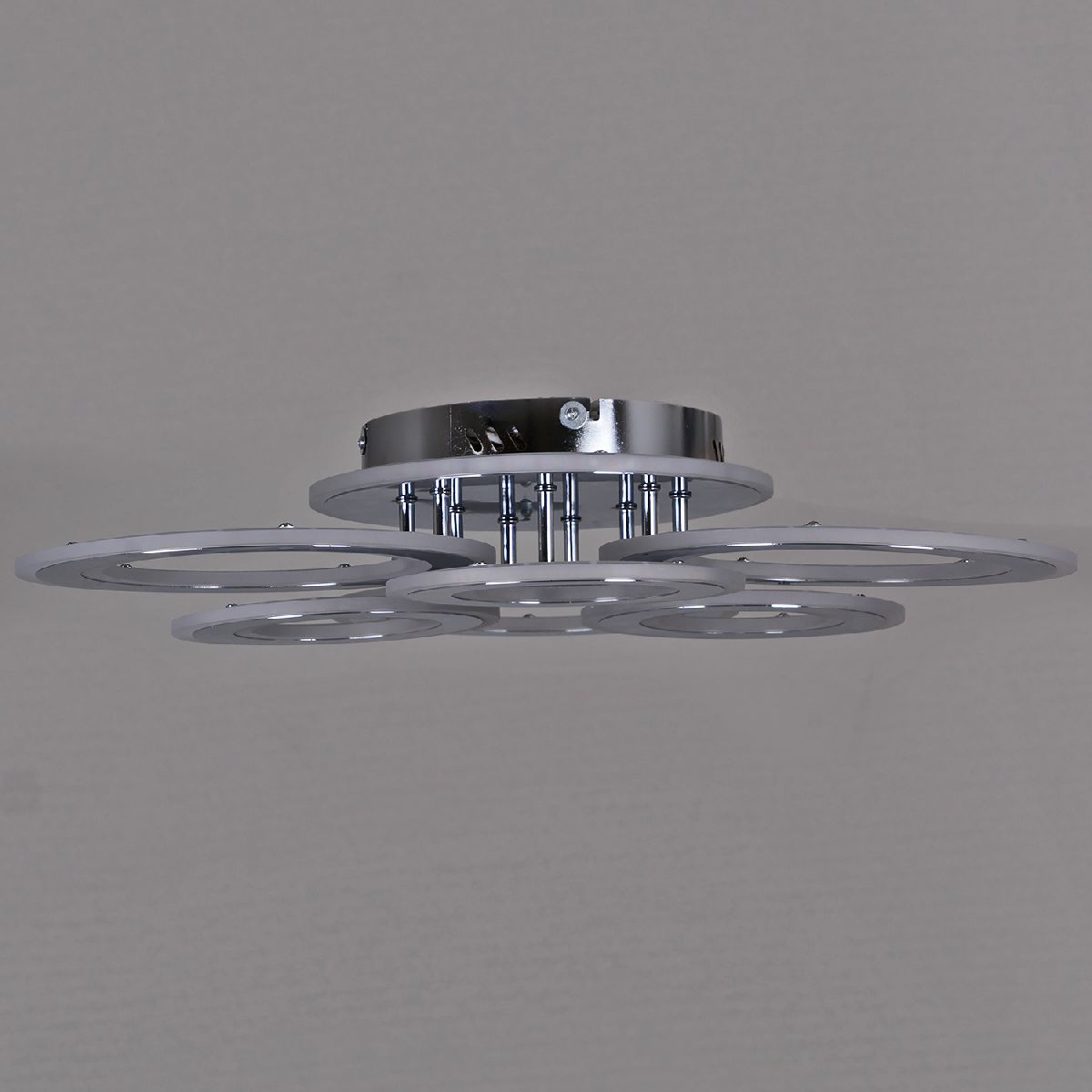 Потолочная люстра Reluce 20535-0.3-3+3+1 CR