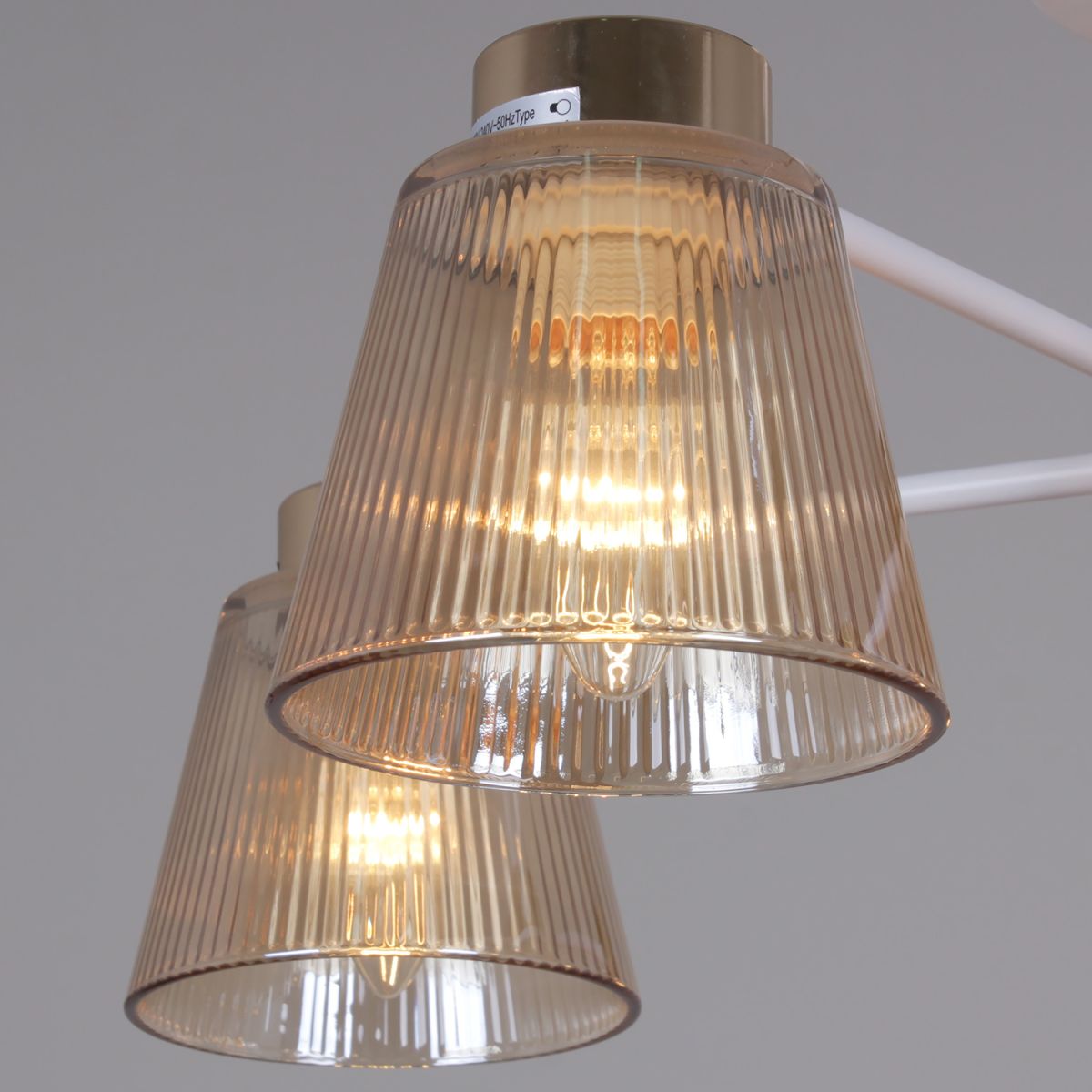 Люстра на штанге Reluce 20560-0.3-05 WH+FG