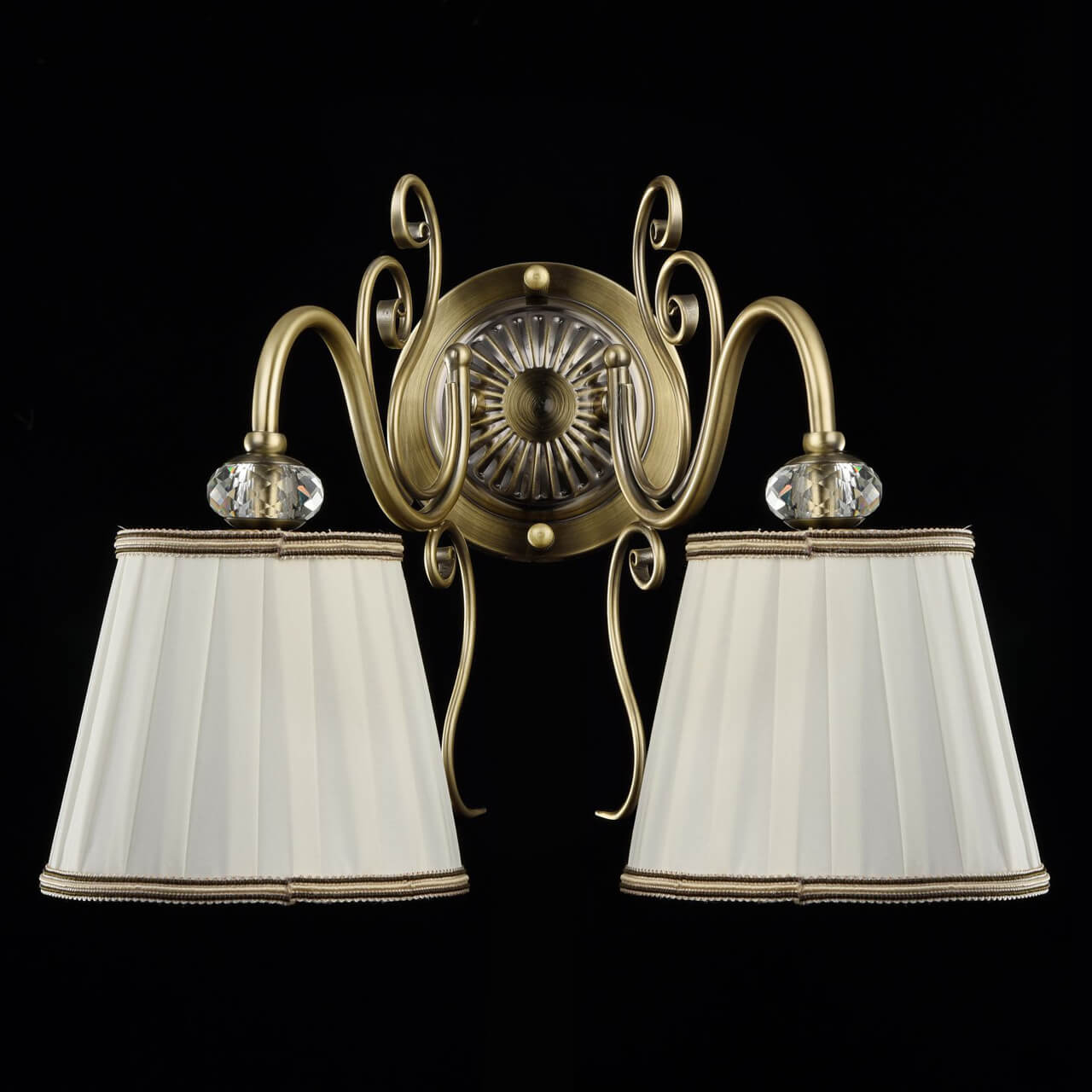 Бра Maytoni Vintage ARM420-02-R