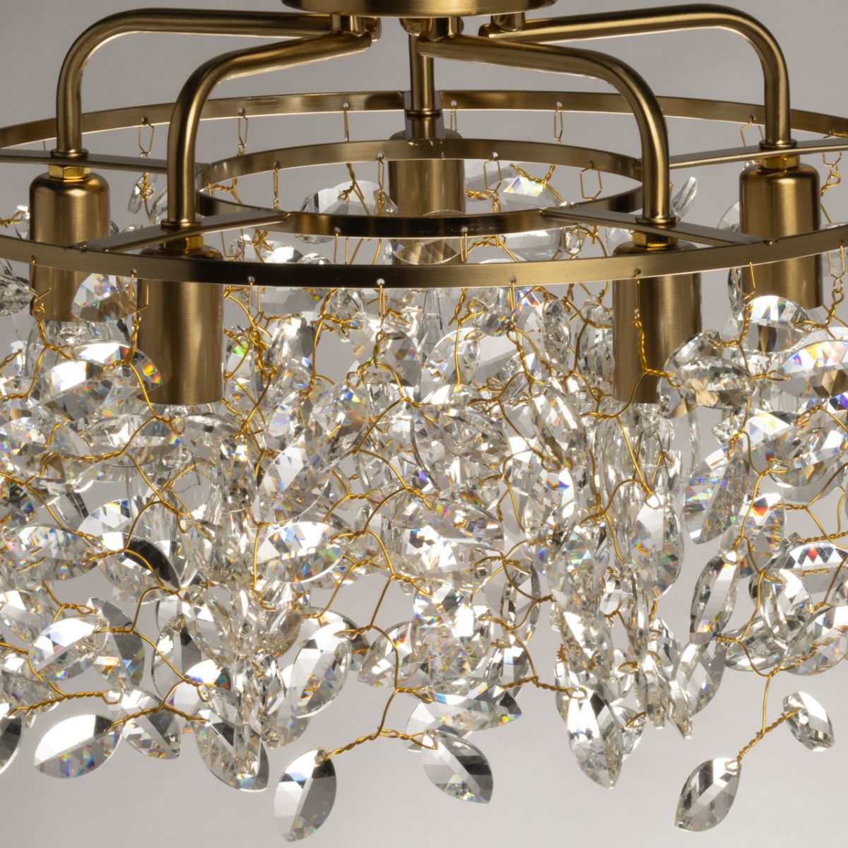 Потолочная люстра De Markt City Лайма 467015205