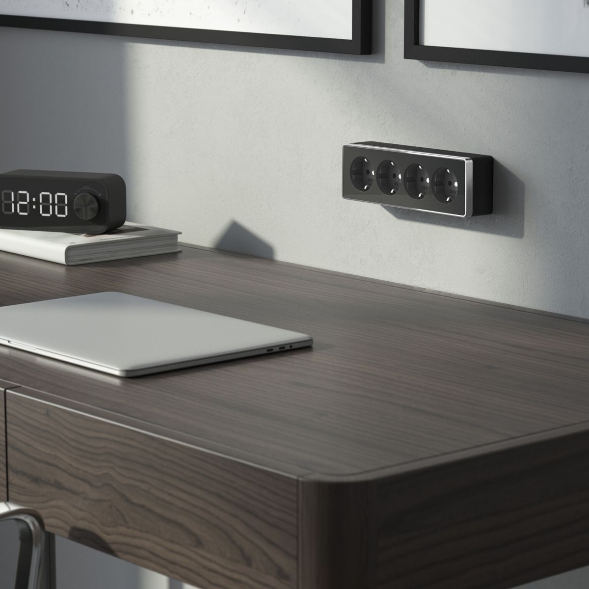 Розетка четверная с заземлением и шторками Werkel Gallant черный/хром W5072258 4690389218026 a071254