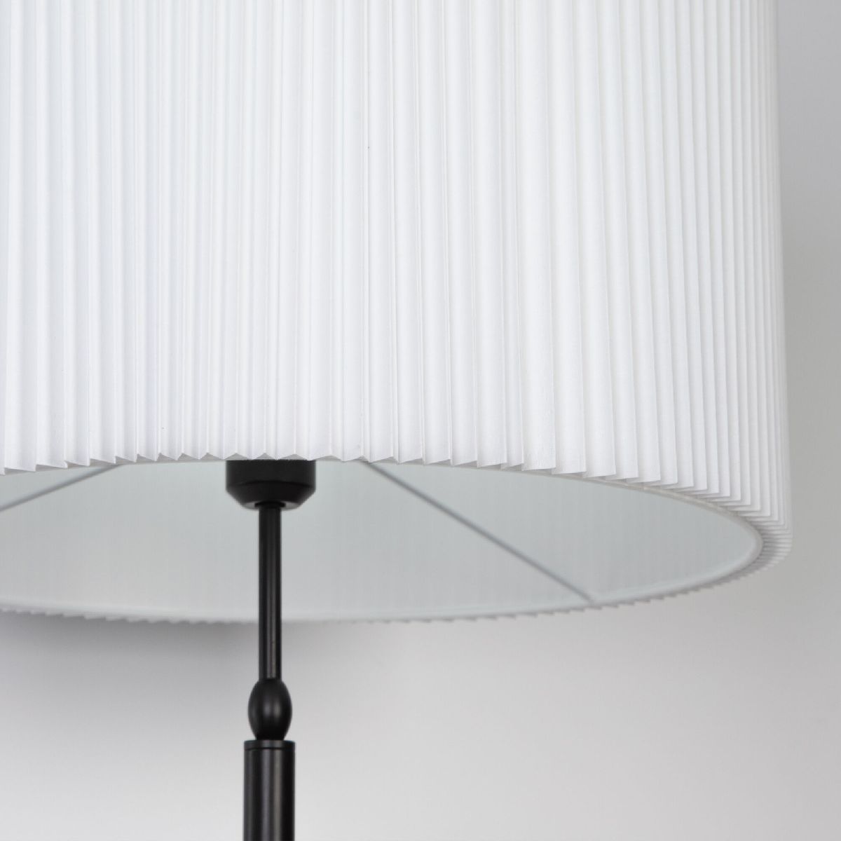 Торшер Eurosvet Notturno 01163/1 черный a065669