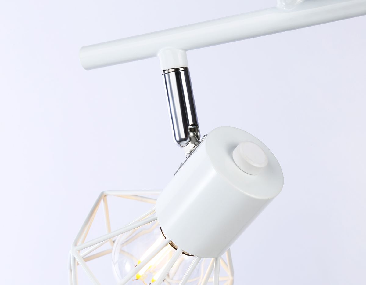 Спот потолочный на штанге Ambrella Light Traditional TR8628