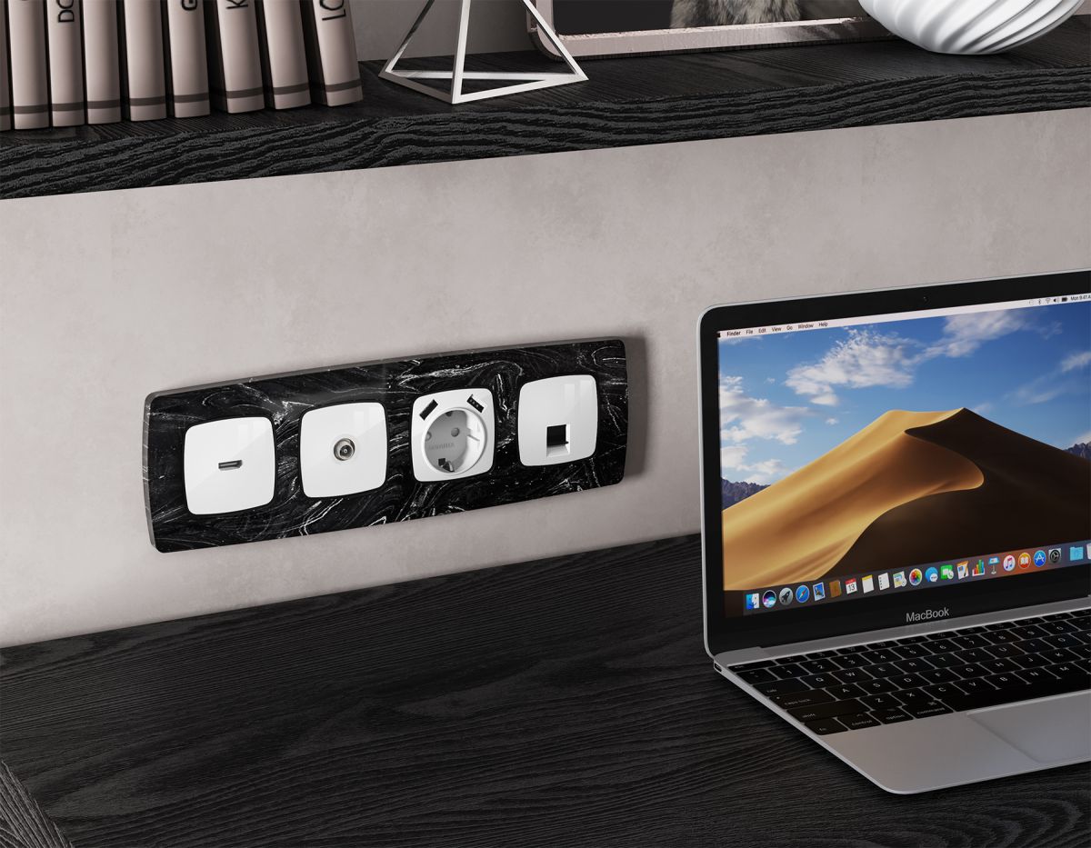 Комплект механизма компьютерной розетки Ambrella Volt RJ-45 (8P8C) CAT6A экранированной с автоматической защитной шторкой OMEGA MO112005 Белый глянец QUANT (OP1120, VM185)