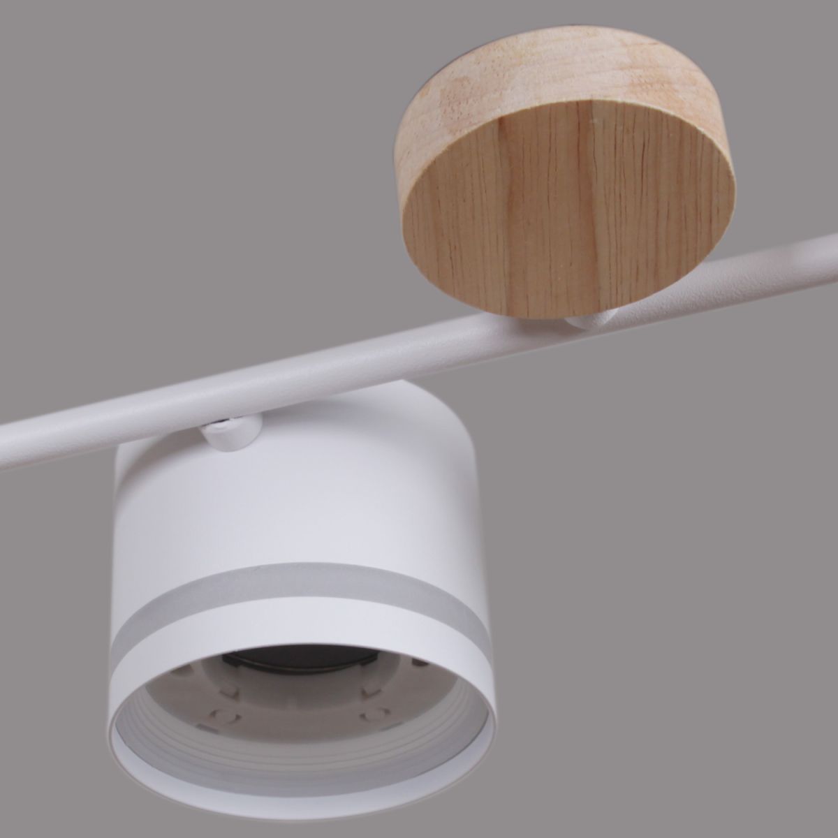 Люстра на штанге Reluce 68730-0.3-10 GX53 WH+WOOD